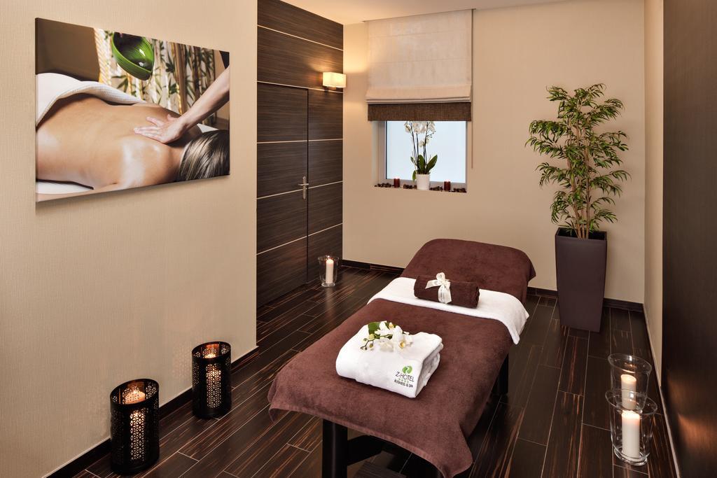 Z-Hotel Business & Spa Отвоцк Екстер'єр фото