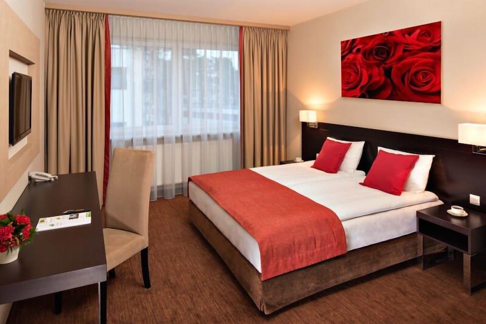 Z-Hotel Business & Spa Отвоцк Екстер'єр фото