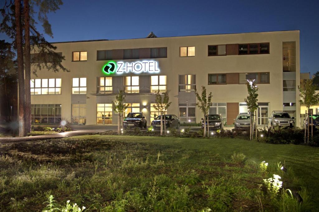 Z-Hotel Business & Spa Отвоцк Екстер'єр фото